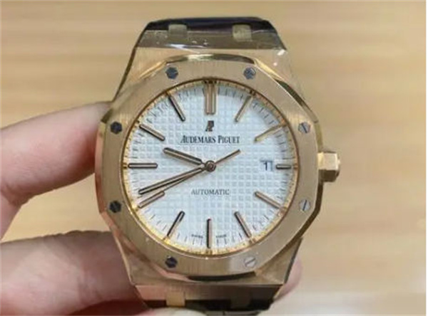 戴愛彼一般人能看出來嗎（圖）