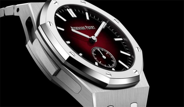 愛彼手表機芯受損怎么辦（圖）